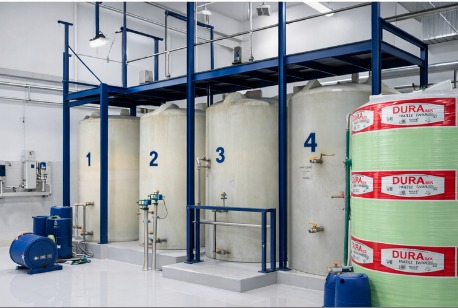 WhatsApp Image 2025-12-25 at 15.22.44 (1)